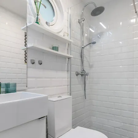 M&m By Lovelystay Apartman